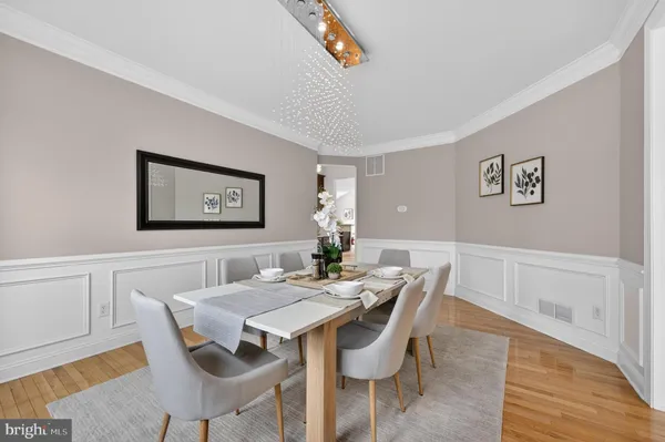 $1,349,000 | 11 Rolling Glen Court, Mount Laurel, NJ 08054