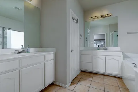 $400,000 | 5133 Emmeryville Lane, Fort Worth, TX 76244