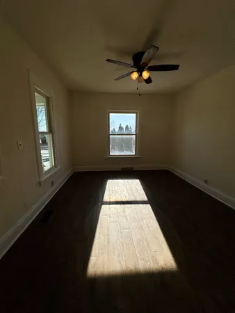 a view of empty room with window