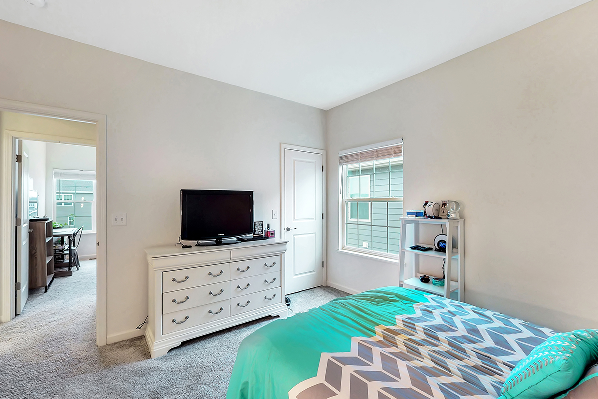 319 Kennedy Drive St. Charles, IL 60175 - Photo 17 of 24