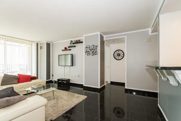 $4,000 | 10 Museum Way, Unit 921, Cambridge, MA 02141