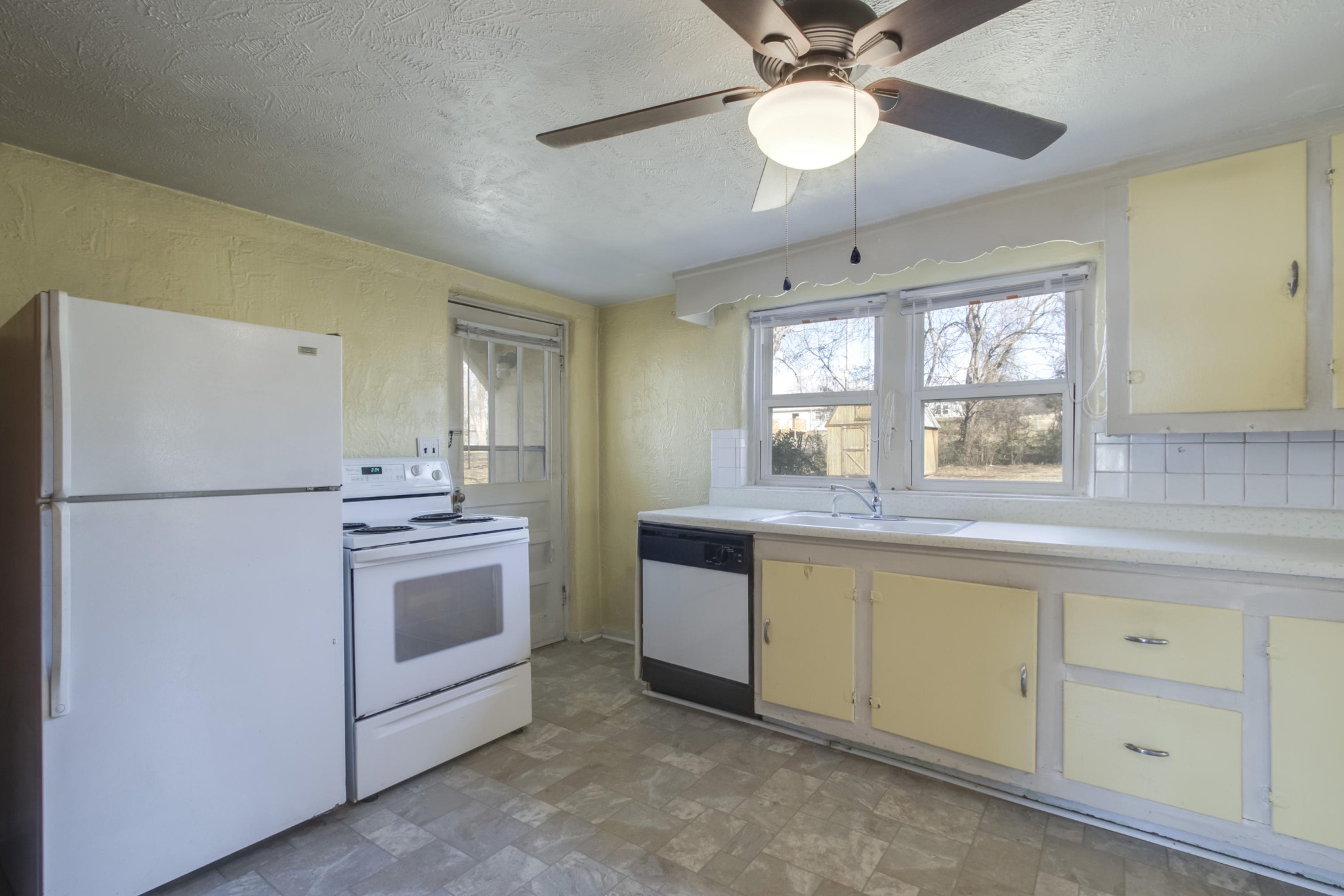2301 Sanderson Road Knoxville, TN 37921 - Photo 7 of 23 Gallery Image 7