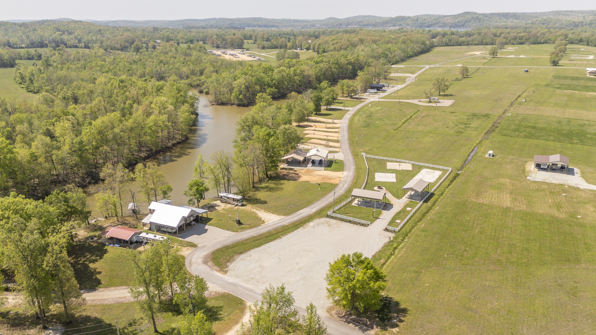 432 Duck Blind Road Clifton, TN 38425 - Photo 6 of 14
