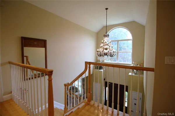 $980,000 | 469 Donald Boulevard, Holbrook, NY 11741