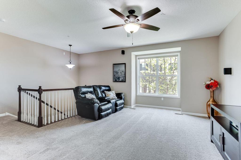 8934 Southwest Village Loop Chanhassen, MN 55317 - Photo 10 of 48
