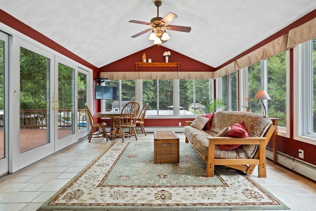 66 Nottingham Road Dracut, MA 01826 - Photo 11 of 40 Gallery Image 11