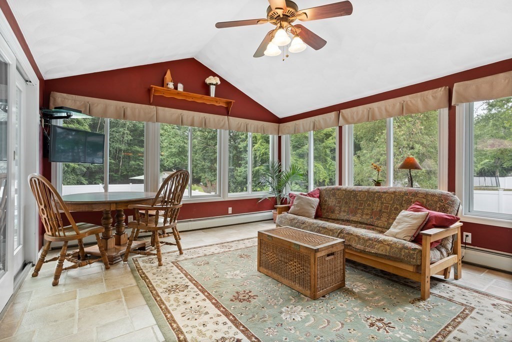 66 Nottingham Road Dracut, MA 01826 - Photo 12 of 40 Gallery Image 12