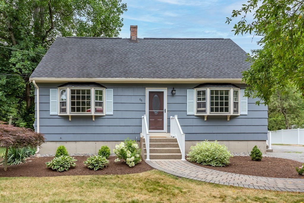 66 Nottingham Road Dracut, MA 01826 - Photo 2 of 40 Gallery Image 2