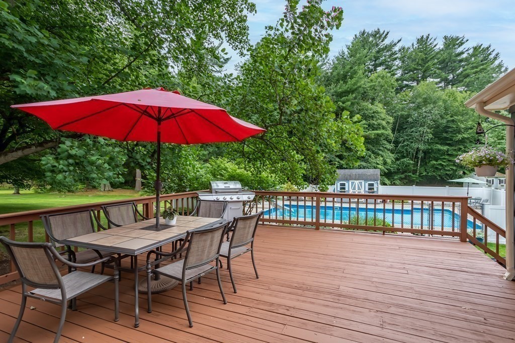 66 Nottingham Road Dracut, MA 01826 - Photo 33 of 40 Gallery Image 33