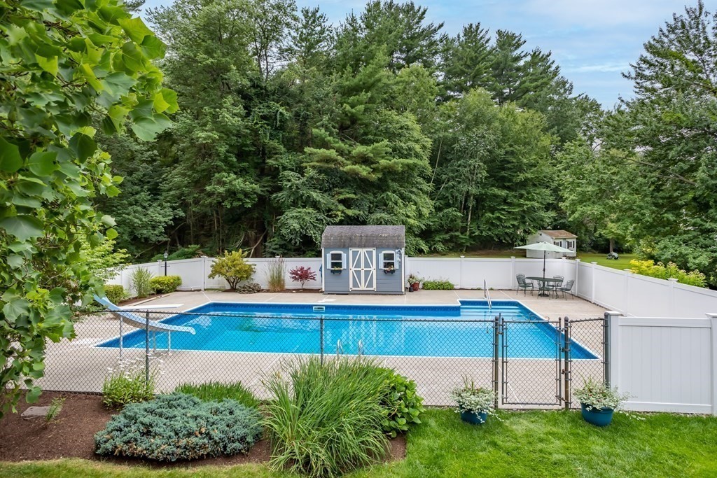 66 Nottingham Road Dracut, MA 01826 - Photo 36 of 40 Gallery Image 36