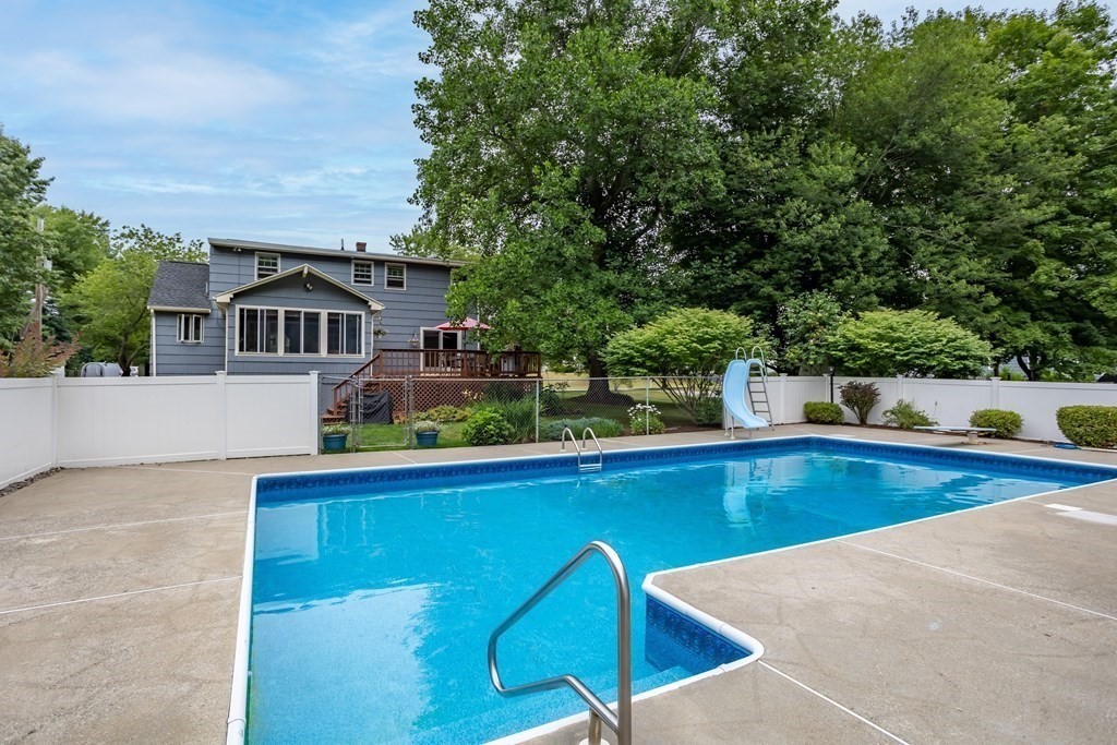 66 Nottingham Road Dracut, MA 01826 - Photo 39 of 40 Gallery Image 39