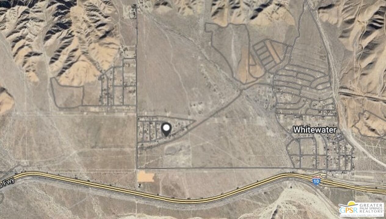 0 Kindale Drive Whitewater, CA 92282 - Photo 18 of 21 a bathroom with a bathtub