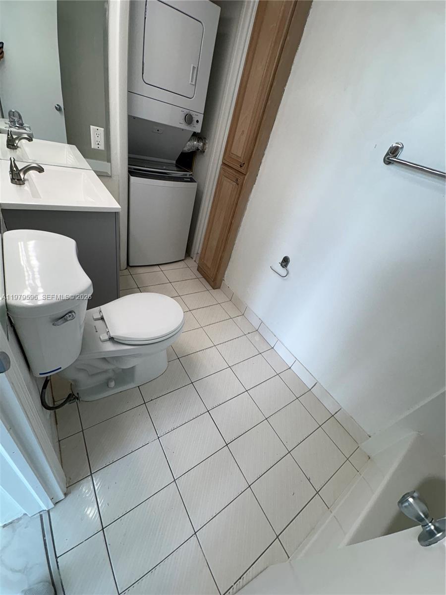 11800 Southwest 18th Street, Unit 5174 Miami, FL 33175 - Photo 16 of 22 a bathroom with a sink and toilet
