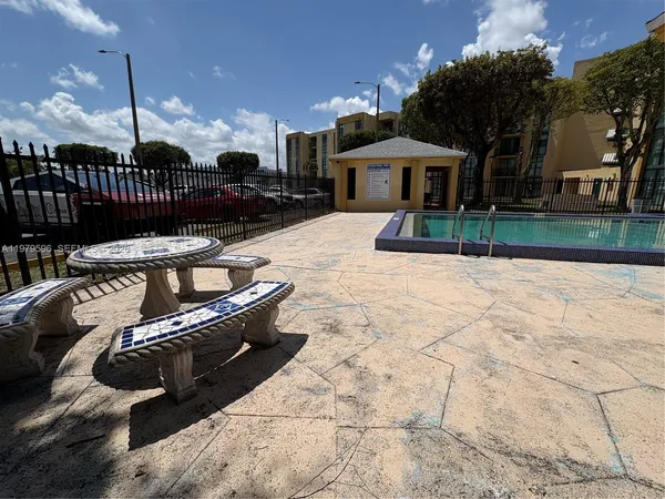 $2,300 | 11800 Southwest 18th Street, Unit 5174, Miami, FL 33175