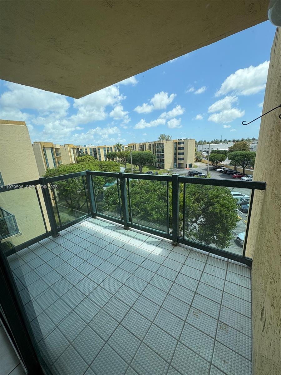 11800 Southwest 18th Street, Unit 5174 Miami, FL 33175 - Photo 5 of 22 a view of a terrace