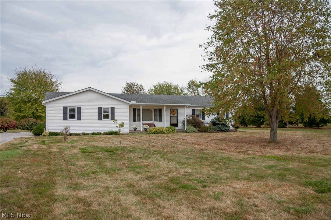 15757 Wheeler Road Lagrange, OH 44050 - Photo 2 of 24