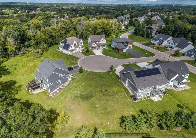 $254,900 | 11732 Azure Lane, Inver Grove Heights, MN 55077