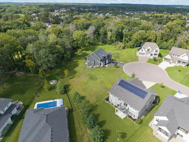 $254,900 | 11732 Azure Lane, Inver Grove Heights, MN 55077