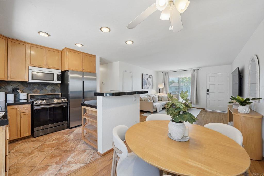 7022 Jeanne Road Lemon Grove, CA 91945 - Photo 10 of 41