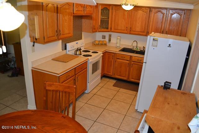 10122 Agave Road Jacksonville, FL 32246 - Photo 7 of 17 Eat in Kitchen