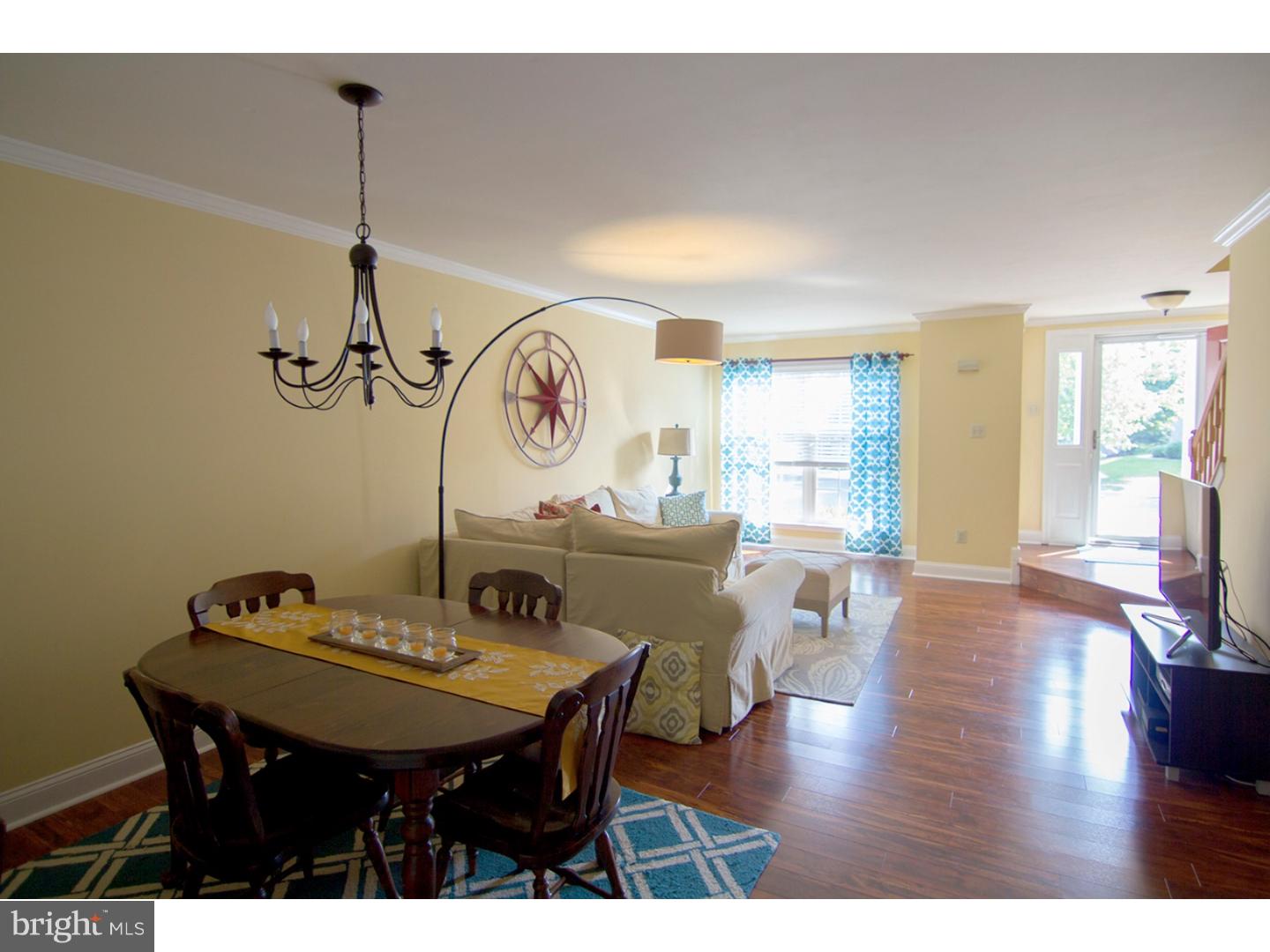66 Charing Cross Road, Unit 33 Doylestown, PA 18901 - Photo 4 of 20 Dining Room