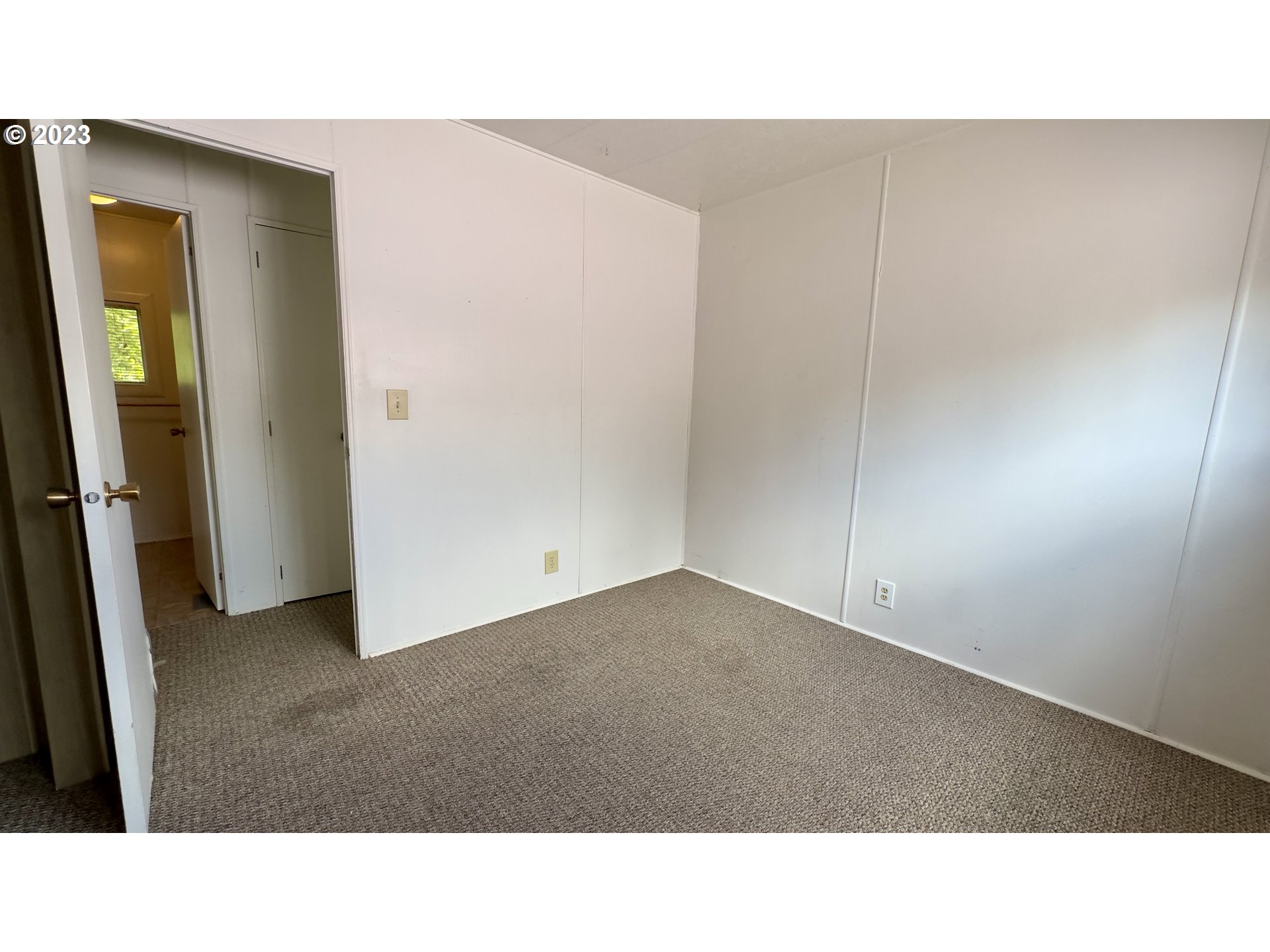 1695 Harbor Drive Springfield, OR 97477 - Photo 13 of 26 a black and white photo of a house