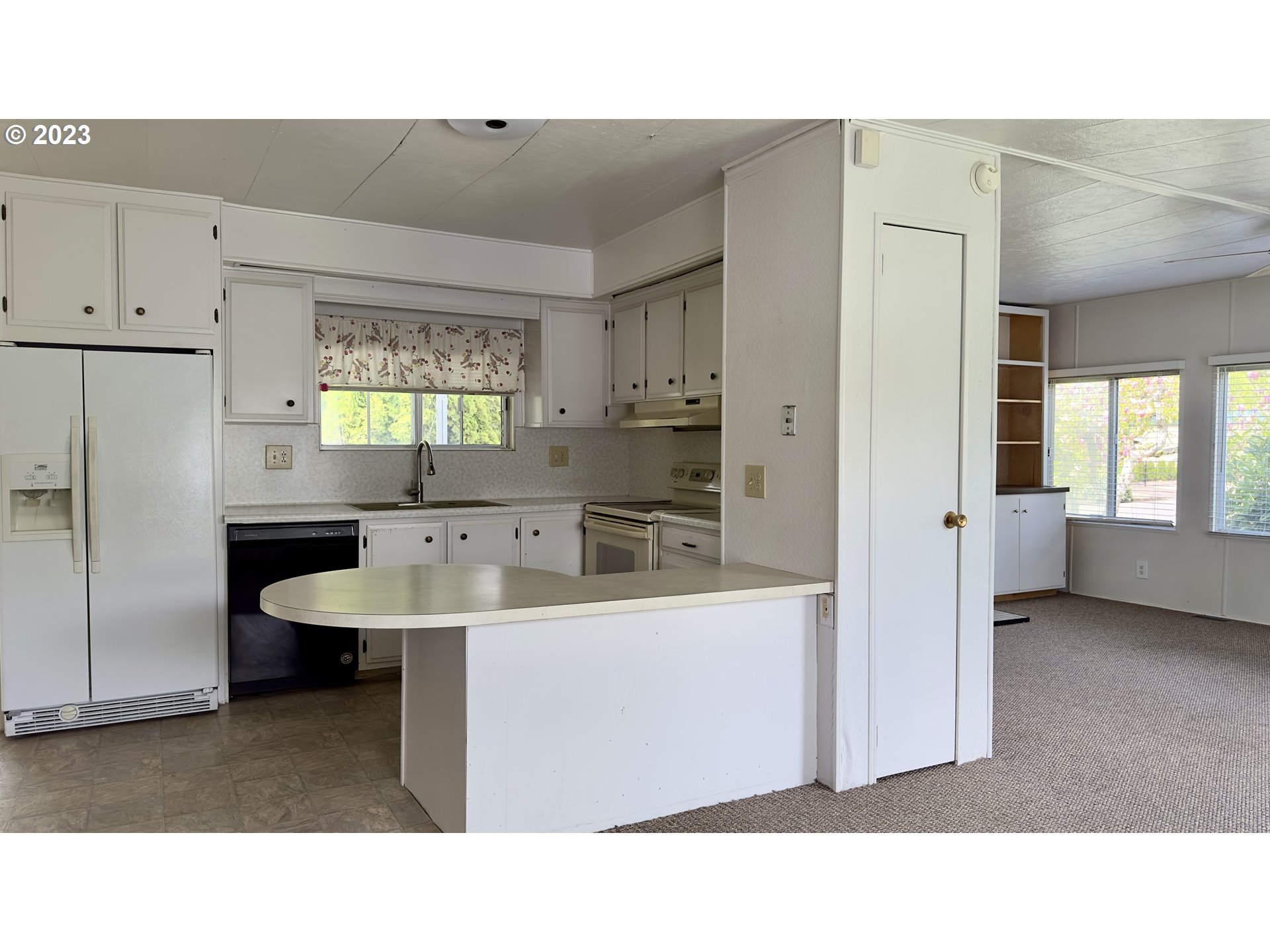 1695 Harbor Drive Springfield, OR 97477 - Photo 8 of 26