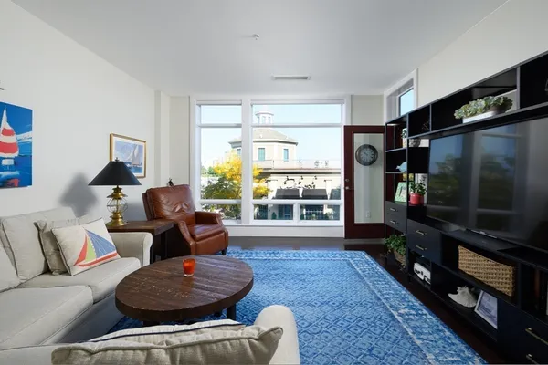 $679,000 | 23 Shipyard Drive, Unit 206, Hingham, MA 02043