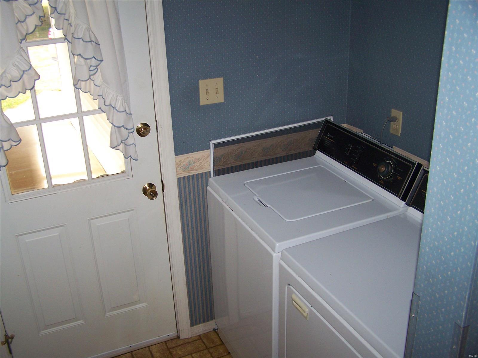 664 Poor Farm Hollow Road Hardin, IL 62047 - Photo 18 of 35 Gallery Image 18