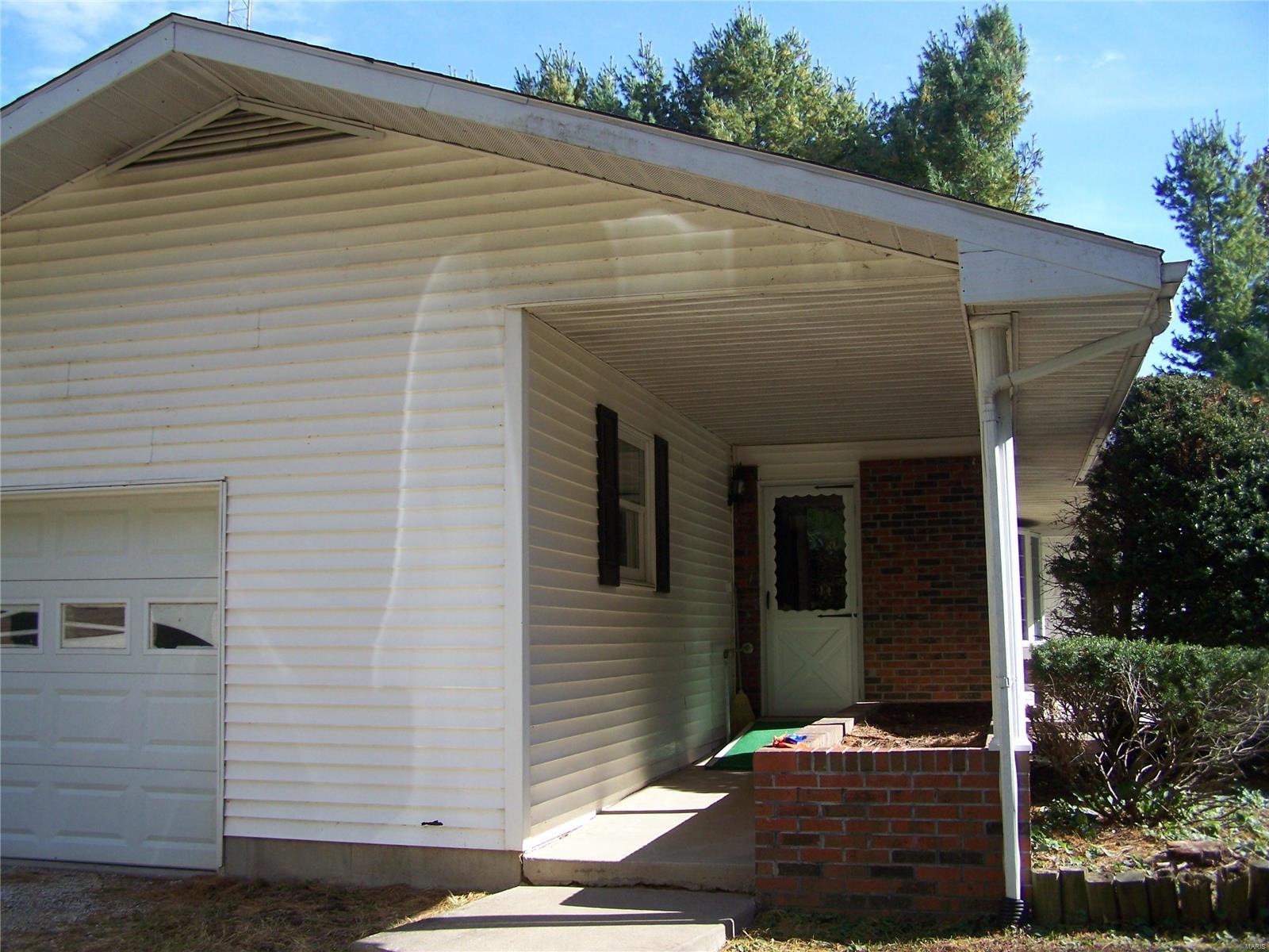 664 Poor Farm Hollow Road Hardin, IL 62047 - Photo 3 of 35 Gallery Image 3