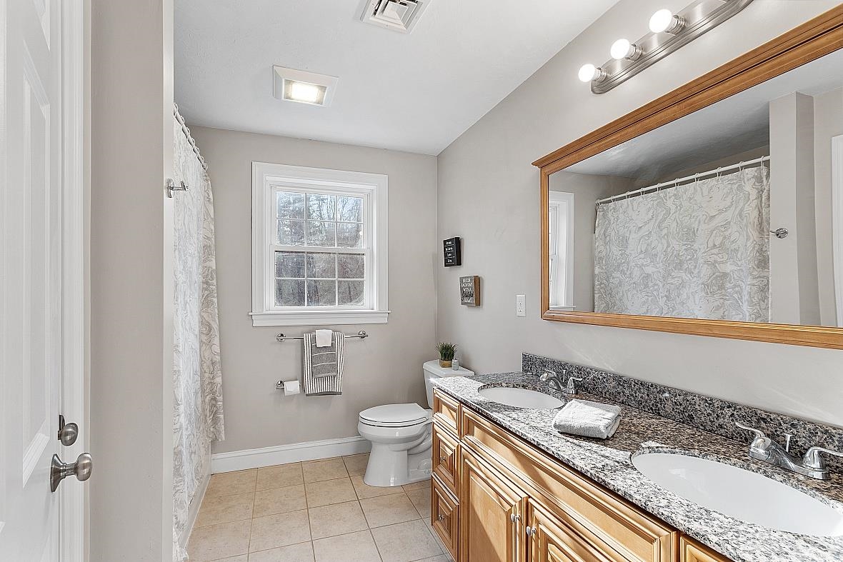 28 Marblehead Road Windham, NH 03087 - Photo 24 of 38