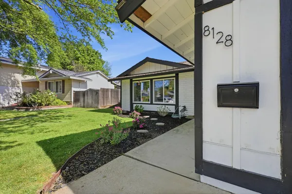 $549,000 | 8128 Canyon Oak Drive, Citrus Heights, CA 95610