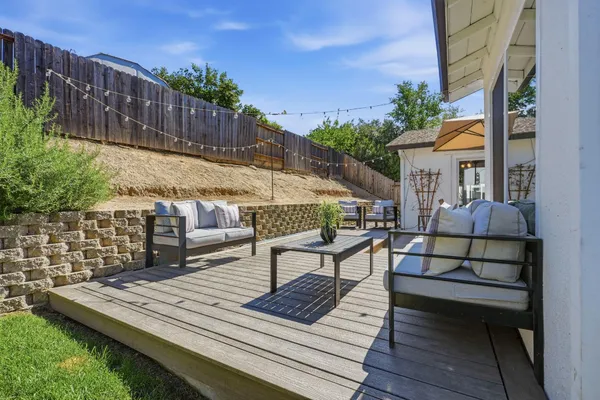 $549,000 | 8128 Canyon Oak Drive, Citrus Heights, CA 95610