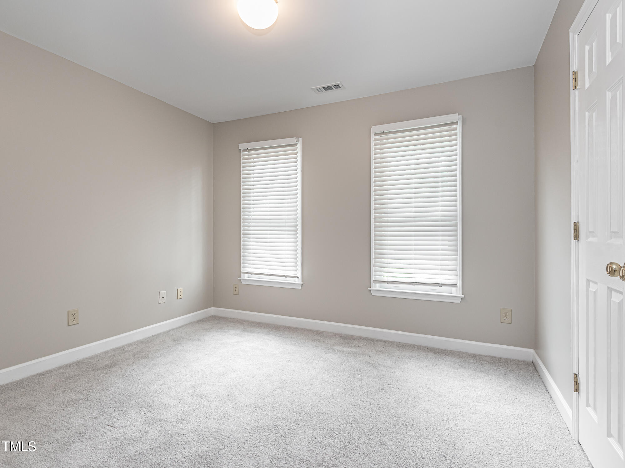 4617 Atterbury Court Raleigh, NC 27604 - Photo 22 of 41 Real_Estate_Nancy_Guenther_4617_Atterbur