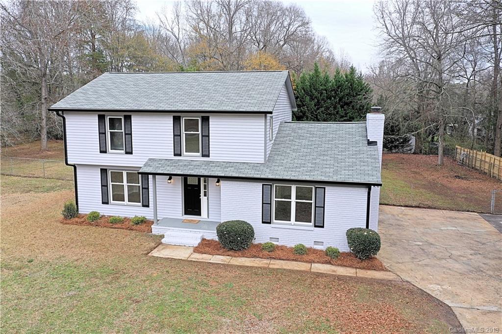 993 Rawlinson Road Rock Hill, SC 29732 - Photo 2 of 19 Gallery Image 2