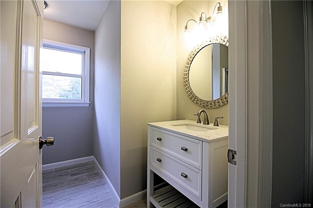 993 Rawlinson Road Rock Hill, SC 29732 - Photo 13 of 19 Gallery Image 13