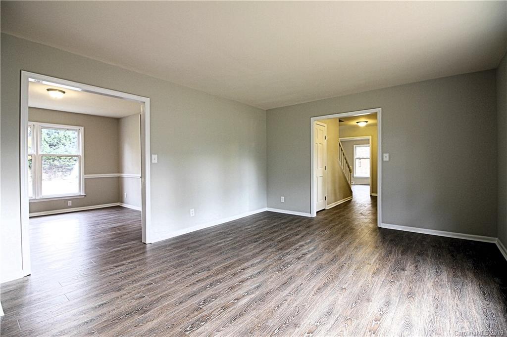 993 Rawlinson Road Rock Hill, SC 29732 - Photo 6 of 19 Gallery Image 6