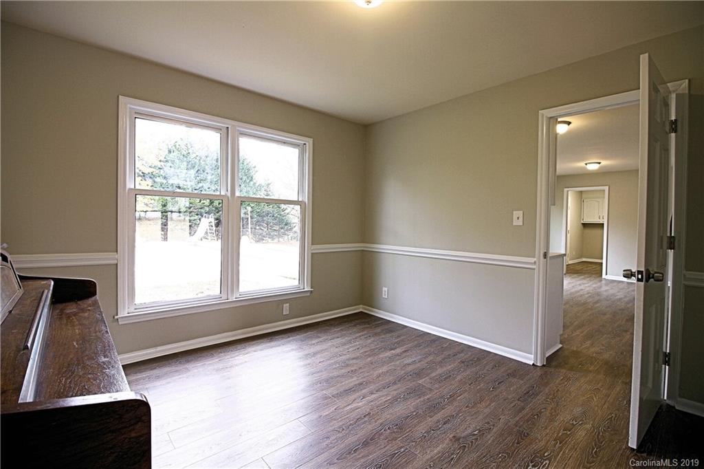 993 Rawlinson Road Rock Hill, SC 29732 - Photo 10 of 19 Gallery Image 10