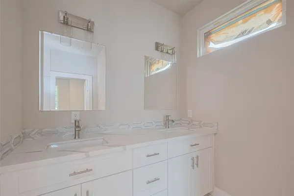 $1,995 | 7207 Force Street, Houston, TX 77020