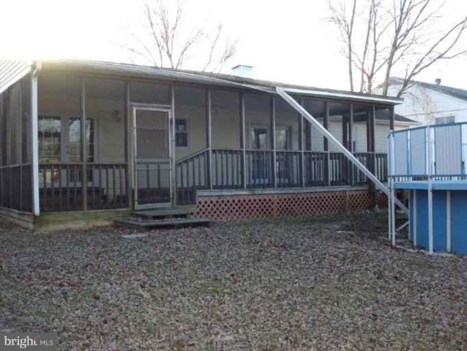 413 Latimer Road Joppa, MD 21085 - Photo 2 of 9 Screened-in Porch