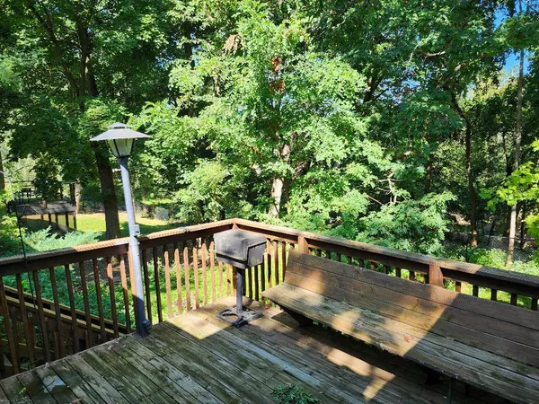 $2,900 | 428 Hillcrest Drive, Fontana, WI 53125