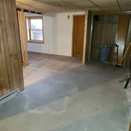 $2,900 | 428 Hillcrest Drive, Fontana, WI 53125