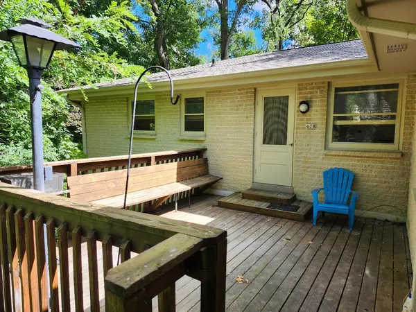 $2,900 | 428 Hillcrest Drive, Fontana, WI 53125