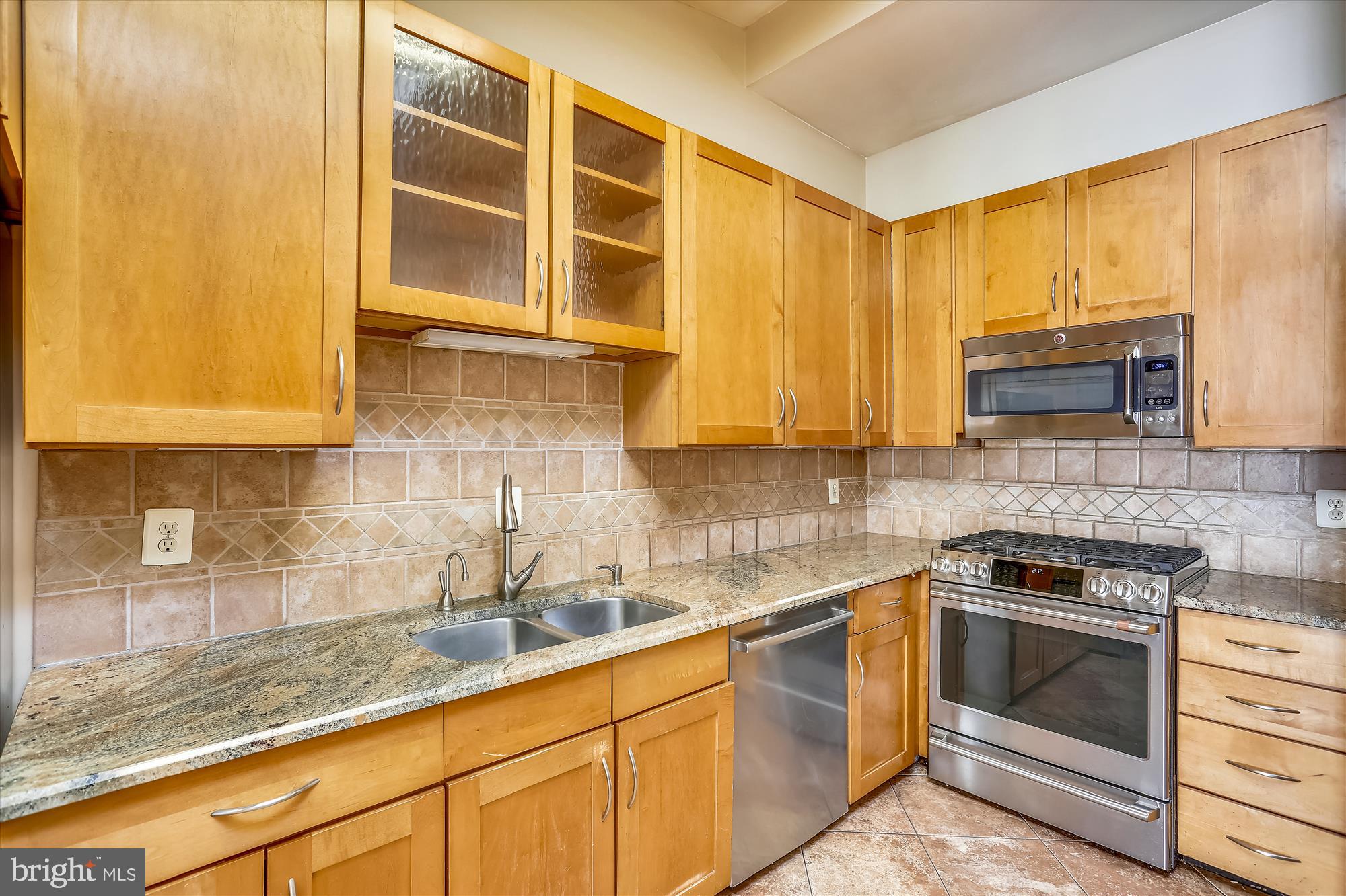 919 Hyde Road Silver Spring, MD 20902 - Photo 11 of 45 Kitchen