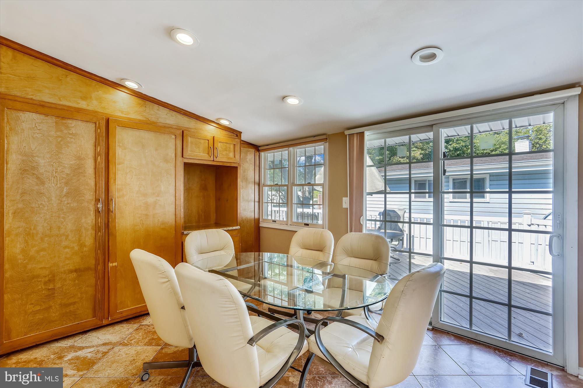 919 Hyde Road Silver Spring, MD 20902 - Photo 14 of 45 Breakfast Room