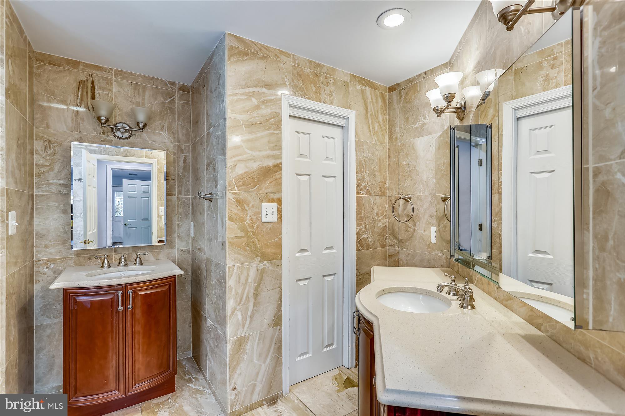 919 Hyde Road Silver Spring, MD 20902 - Photo 21 of 45 Master Bathroom