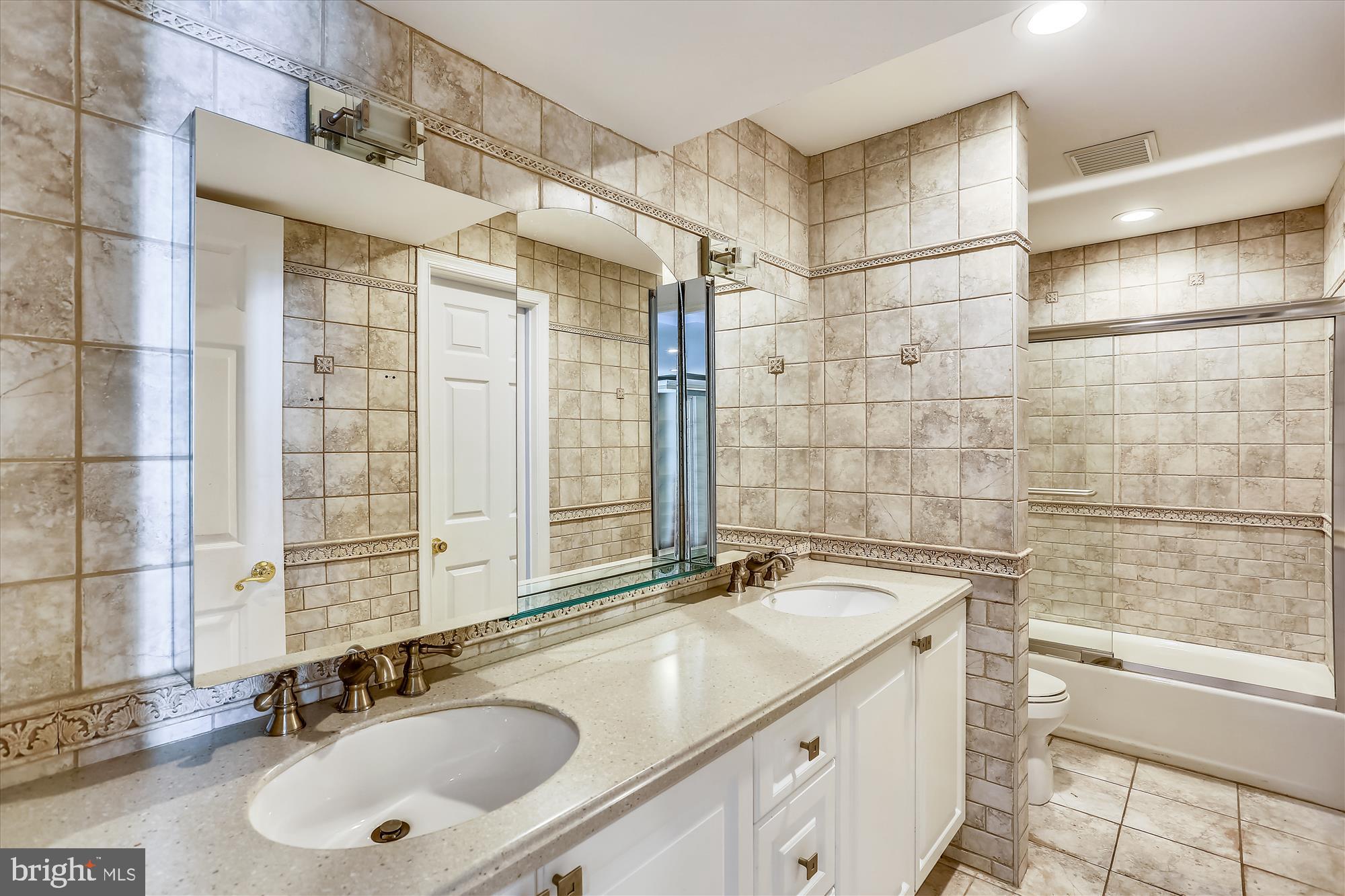 919 Hyde Road Silver Spring, MD 20902 - Photo 31 of 45 Bathroom