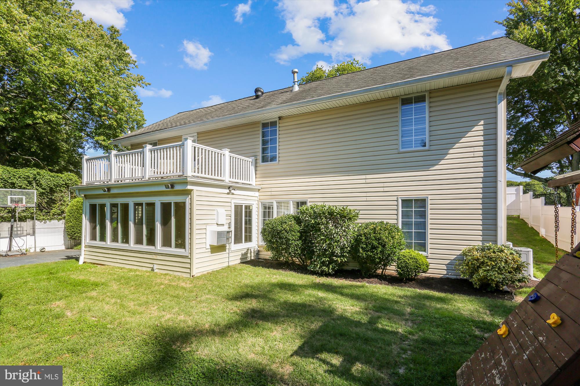 919 Hyde Road Silver Spring, MD 20902 - Photo 45 of 45 Back Elevation