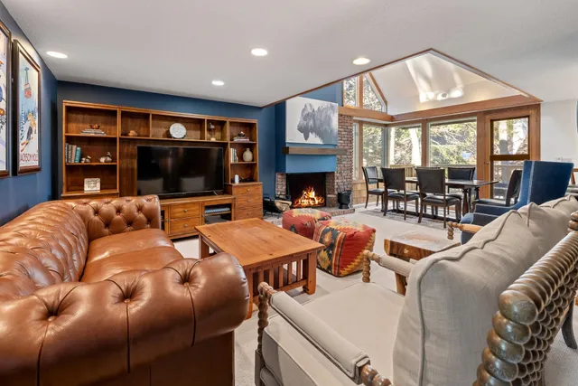 $660,000 | 9 Pond View Road, Unit 9, Winhall, VT 05340