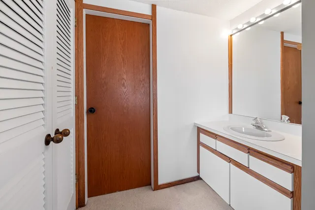 $660,000 | 9 Pond View Road, Unit 9, Winhall, VT 05340